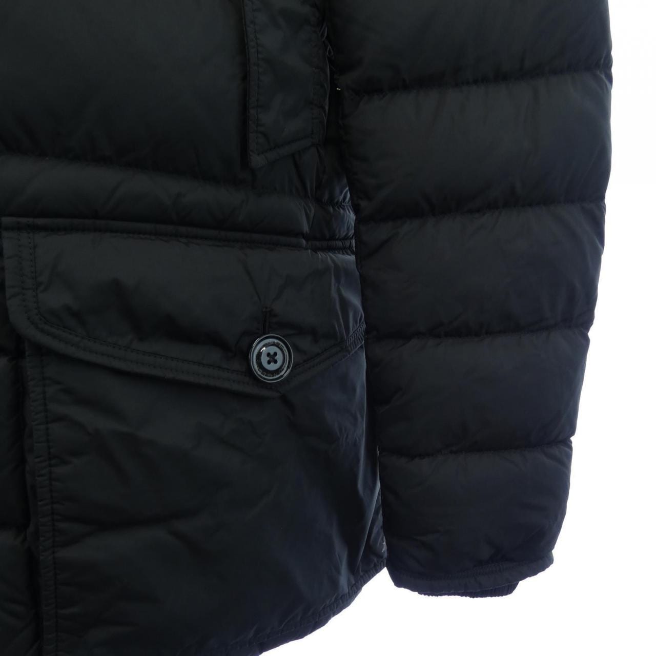モンクレール MONCLER ダウンジャケット
