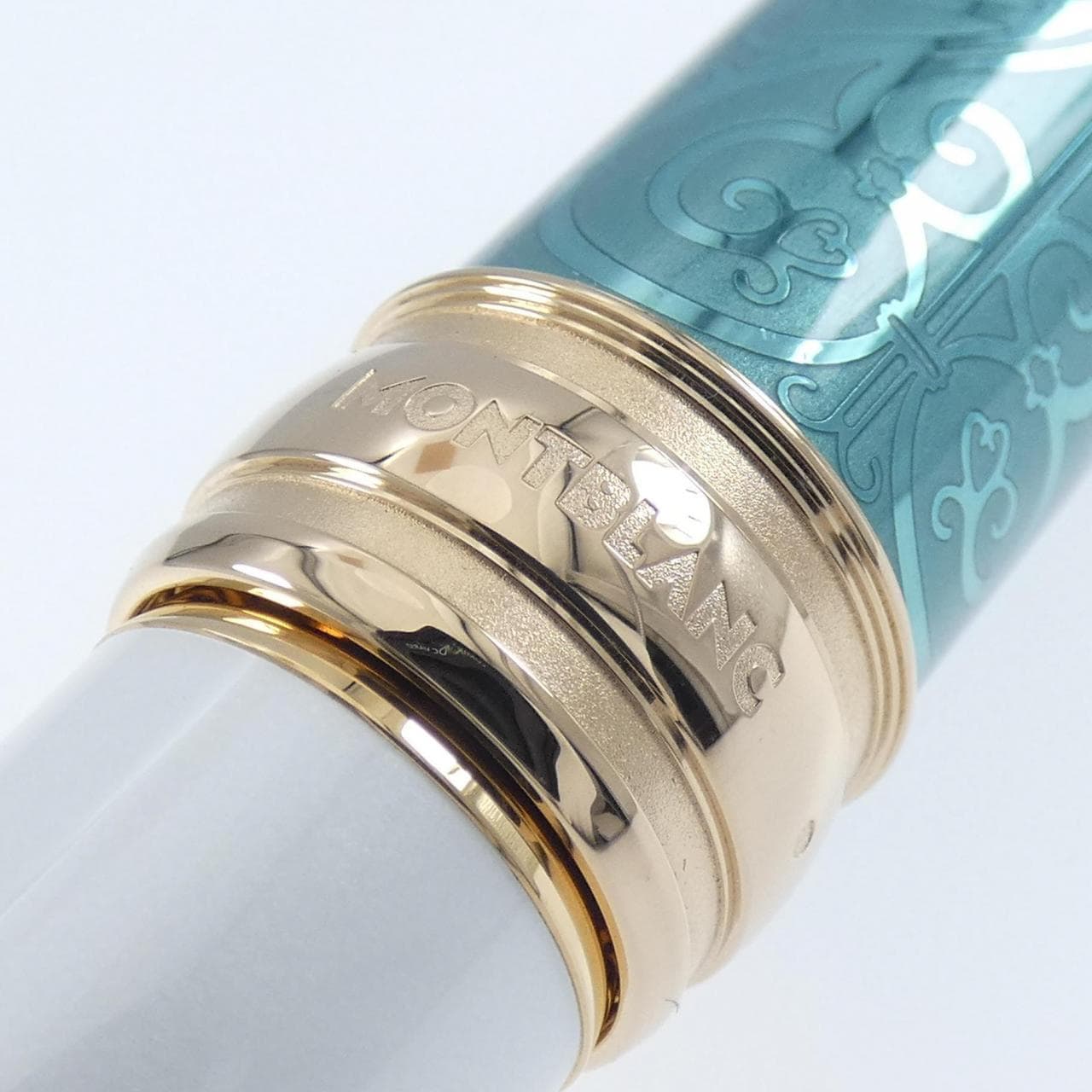 MONTBLANC 2022 Victoria 4810 127846 钢笔