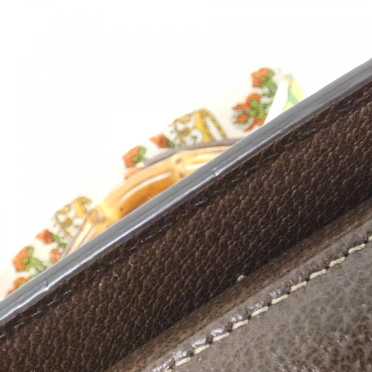グッチ 681173 バッグ