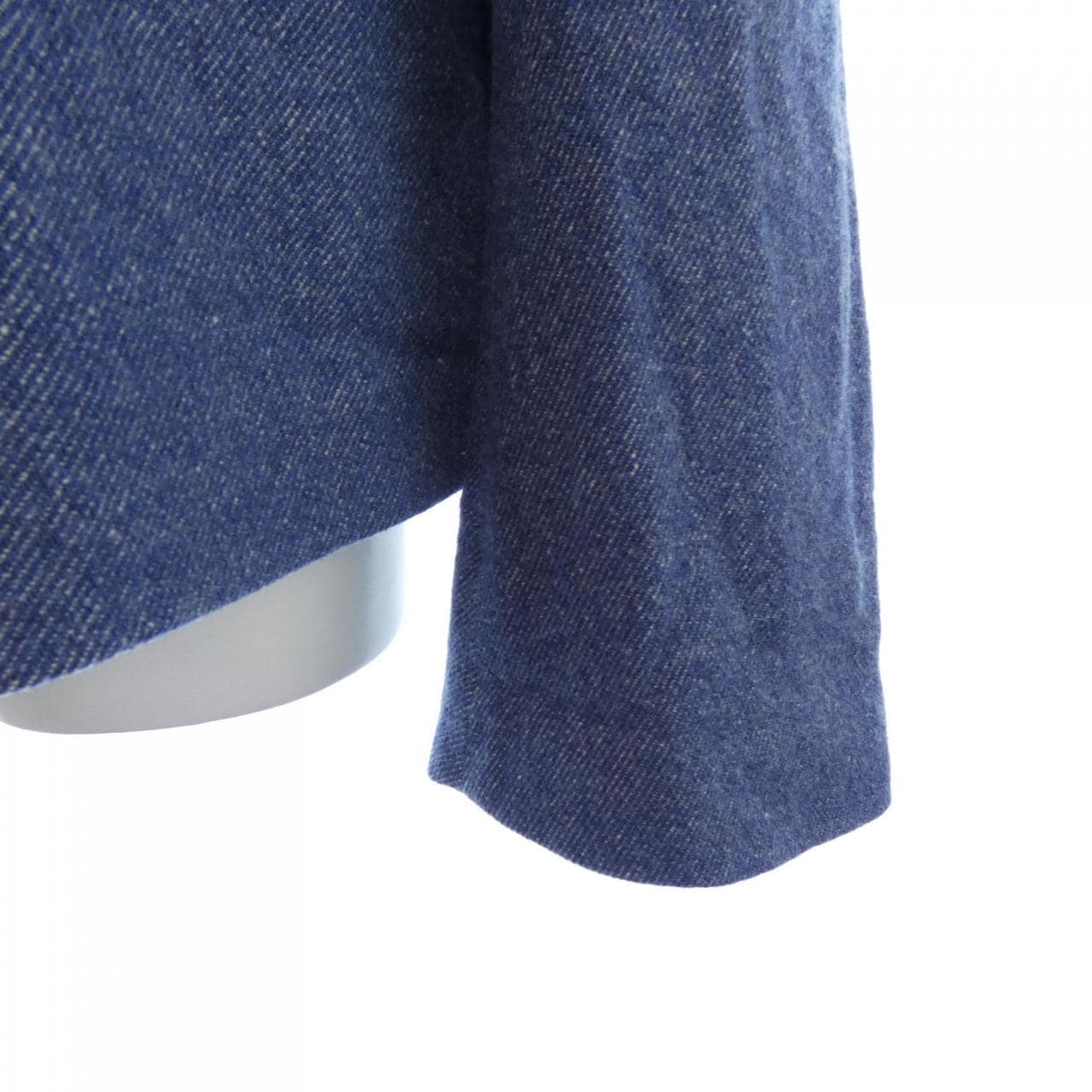 ウル URU ジャケット