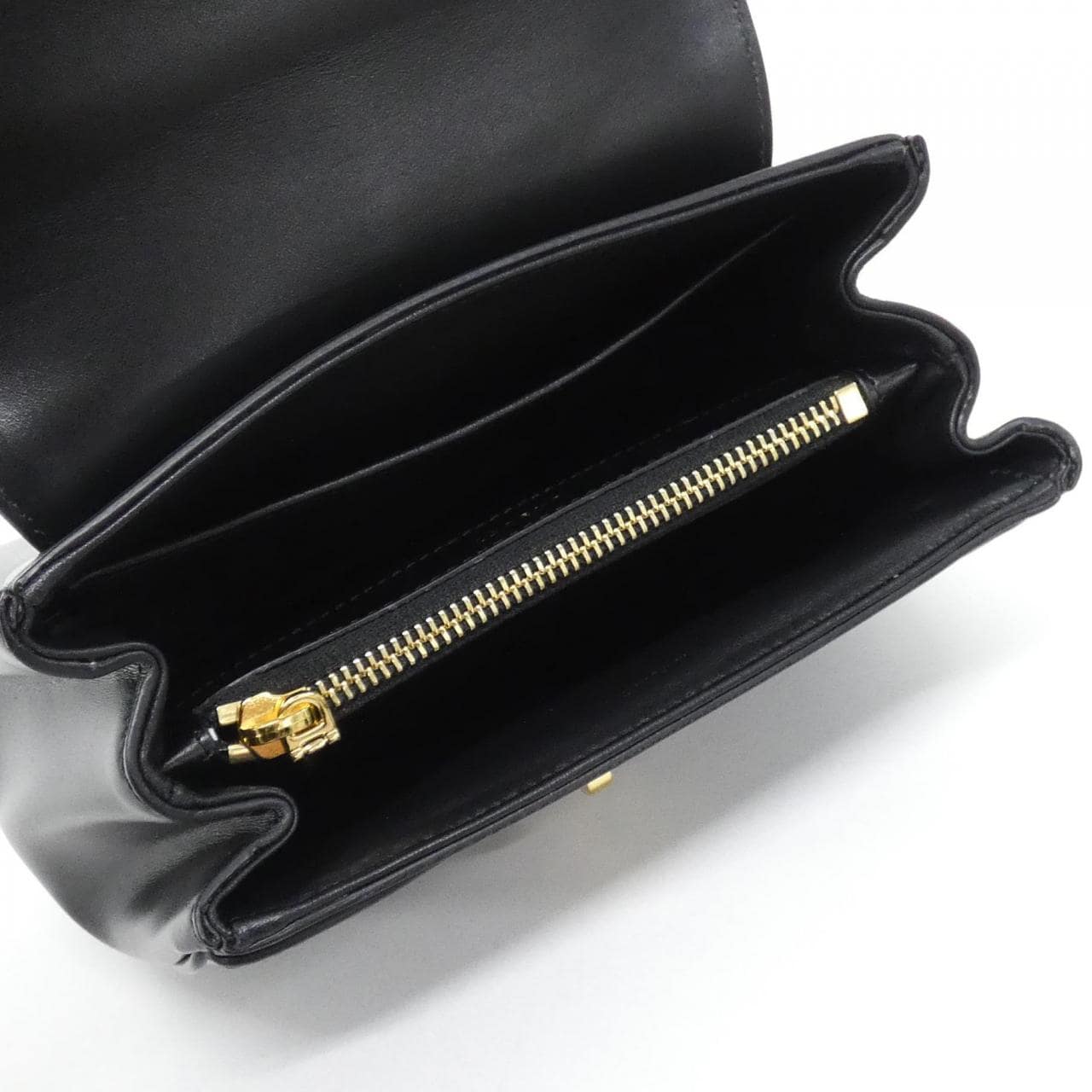 セリーヌ 16 ミニ 197983BEY バッグ