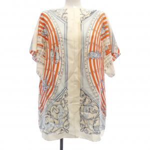 エルメス HERMES トップス