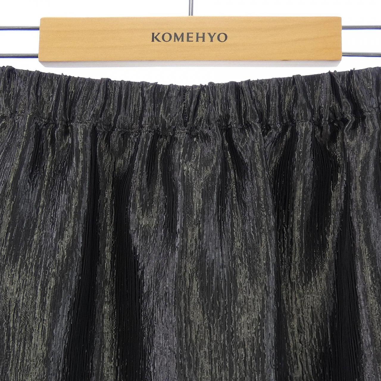 ブルーレーベルクレストブリッジ BLUE LABEL CRESTBRIDGE スカート