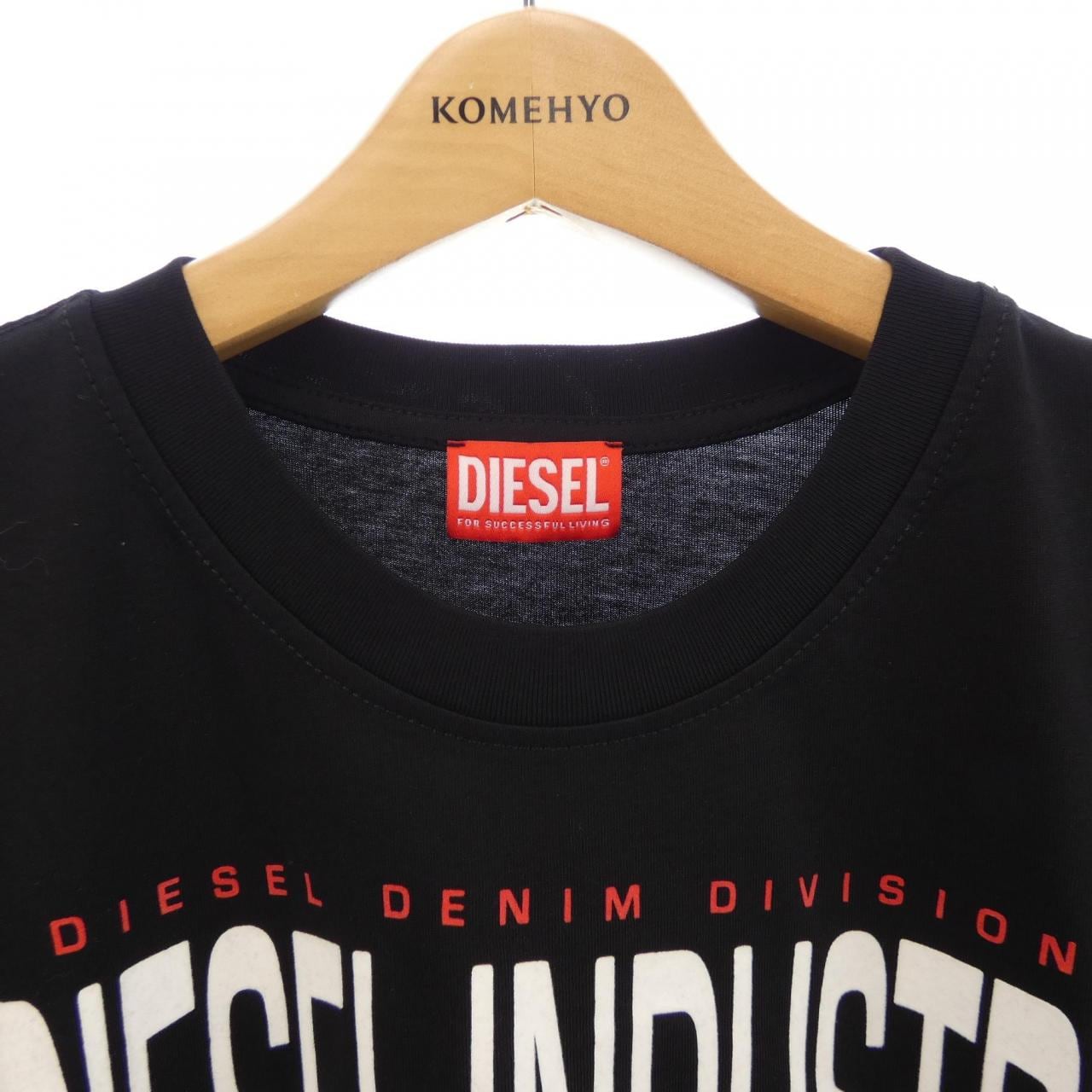 ディーゼル DIESEL Tシャツ