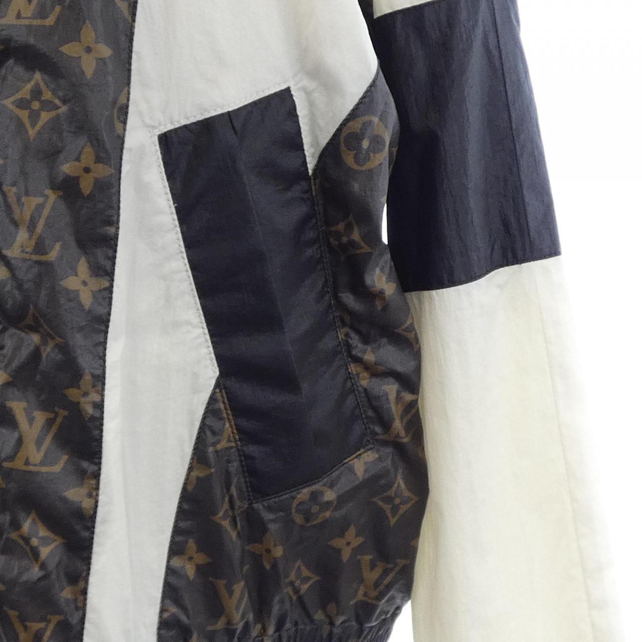 ルイヴィトン LOUIS VUITTON FROW13Y27 ブルゾン