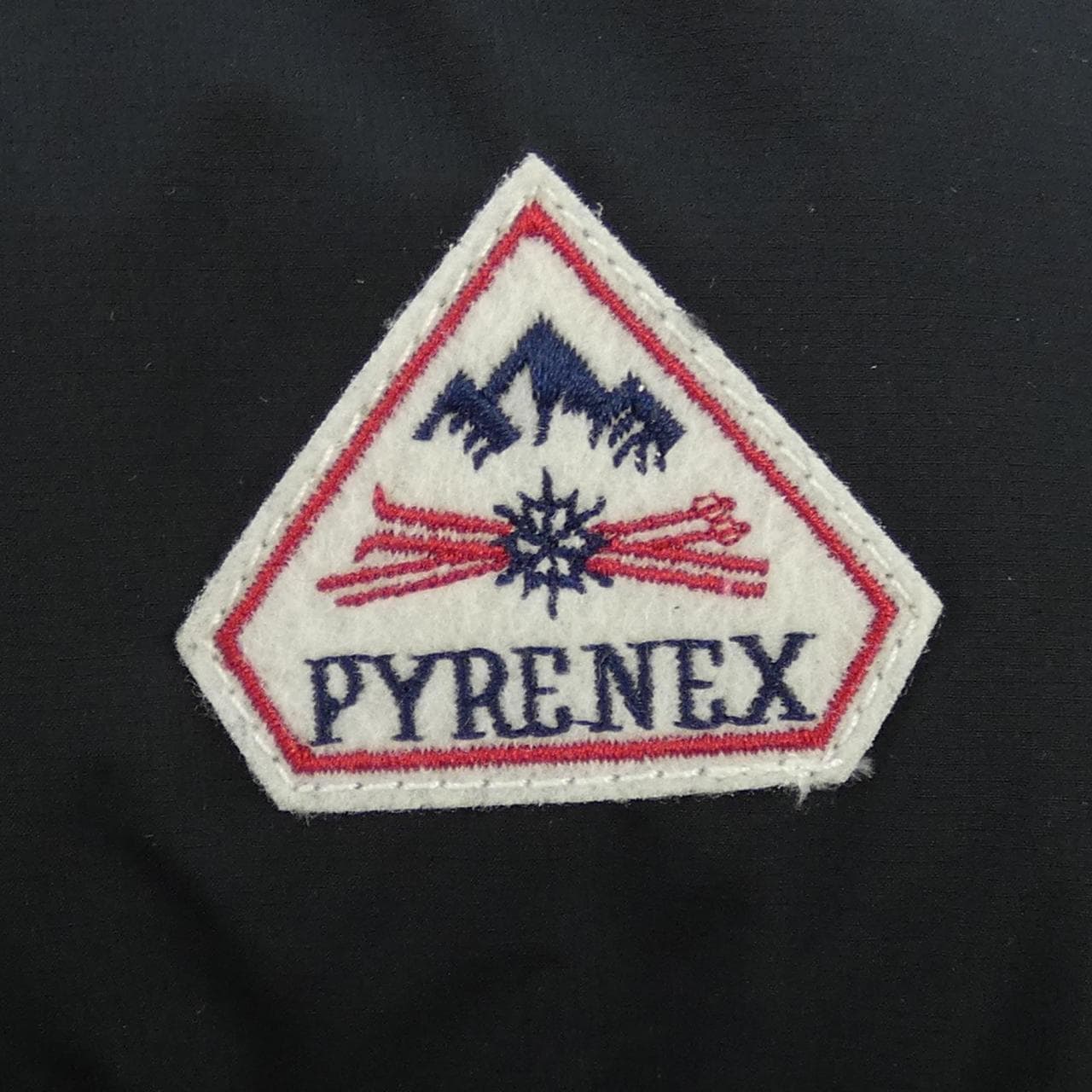 比利牛斯PYRENEX羽絨服