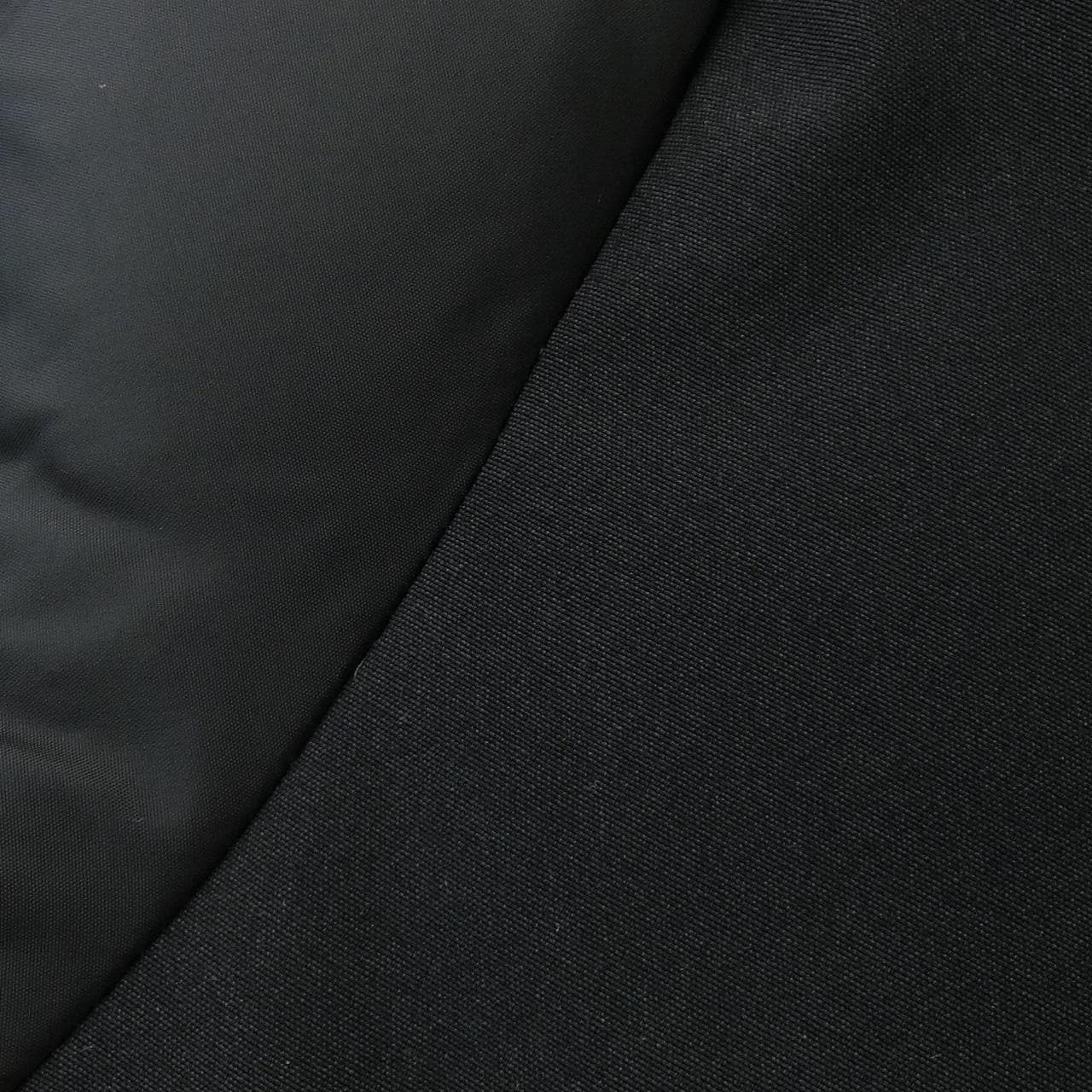 モンクレール MONCLER ダウンジャケット