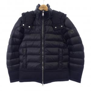 モンクレール MONCLER ダウンジャケット