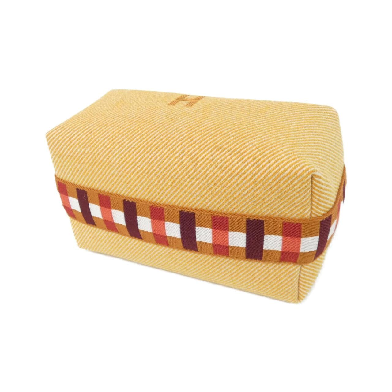 エルメス AU CARRE ブリッド ア ブラック PM 103802M ポーチ