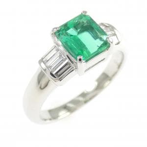 PT900 エメラルド リング 0.85CT