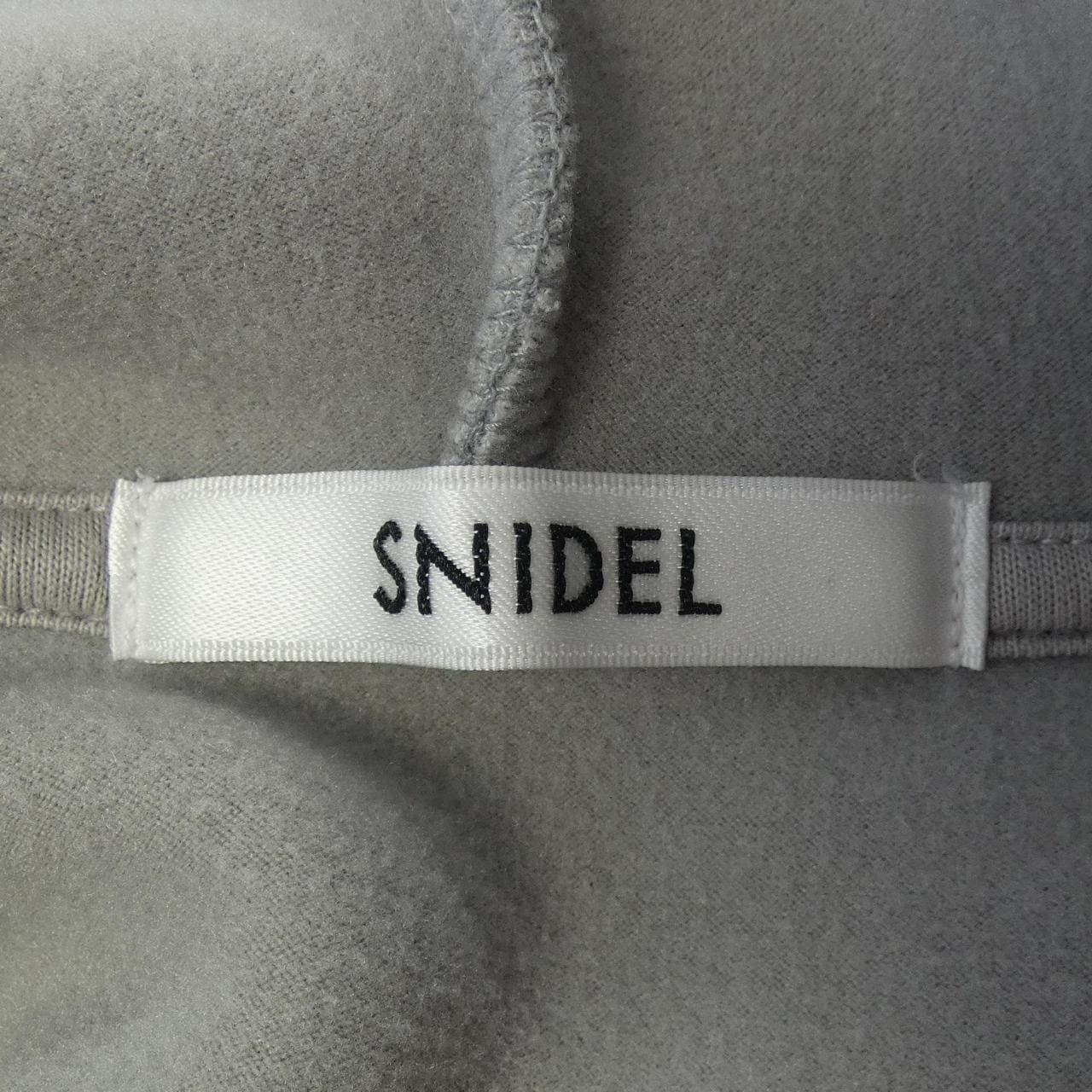 スナイデル Snidel パーカー