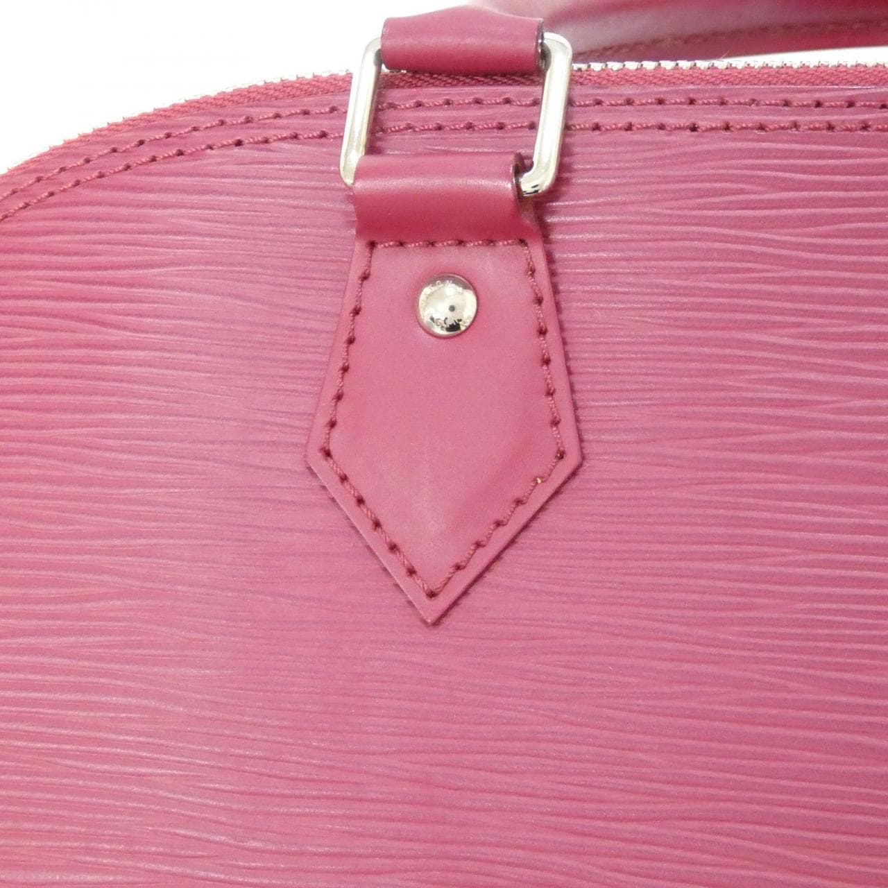 ルイヴィトン エピ アルマ MM M40857 バッグ