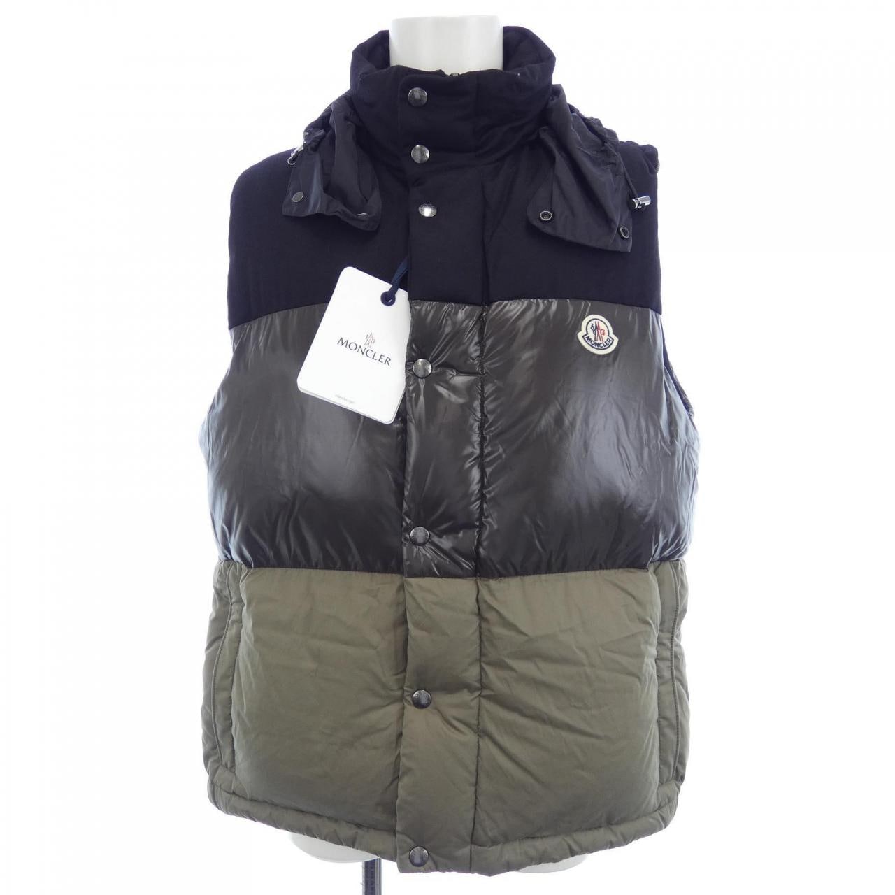 モンクレール MONCLER ダウンジャケット