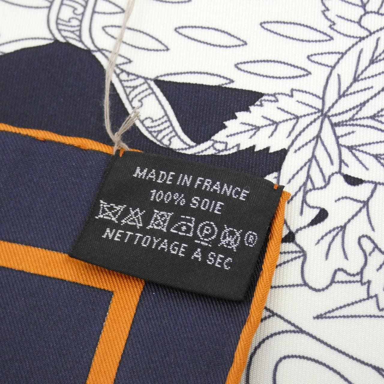 エルメス LE SACRE DES SAI'SONS カレ スカーフ