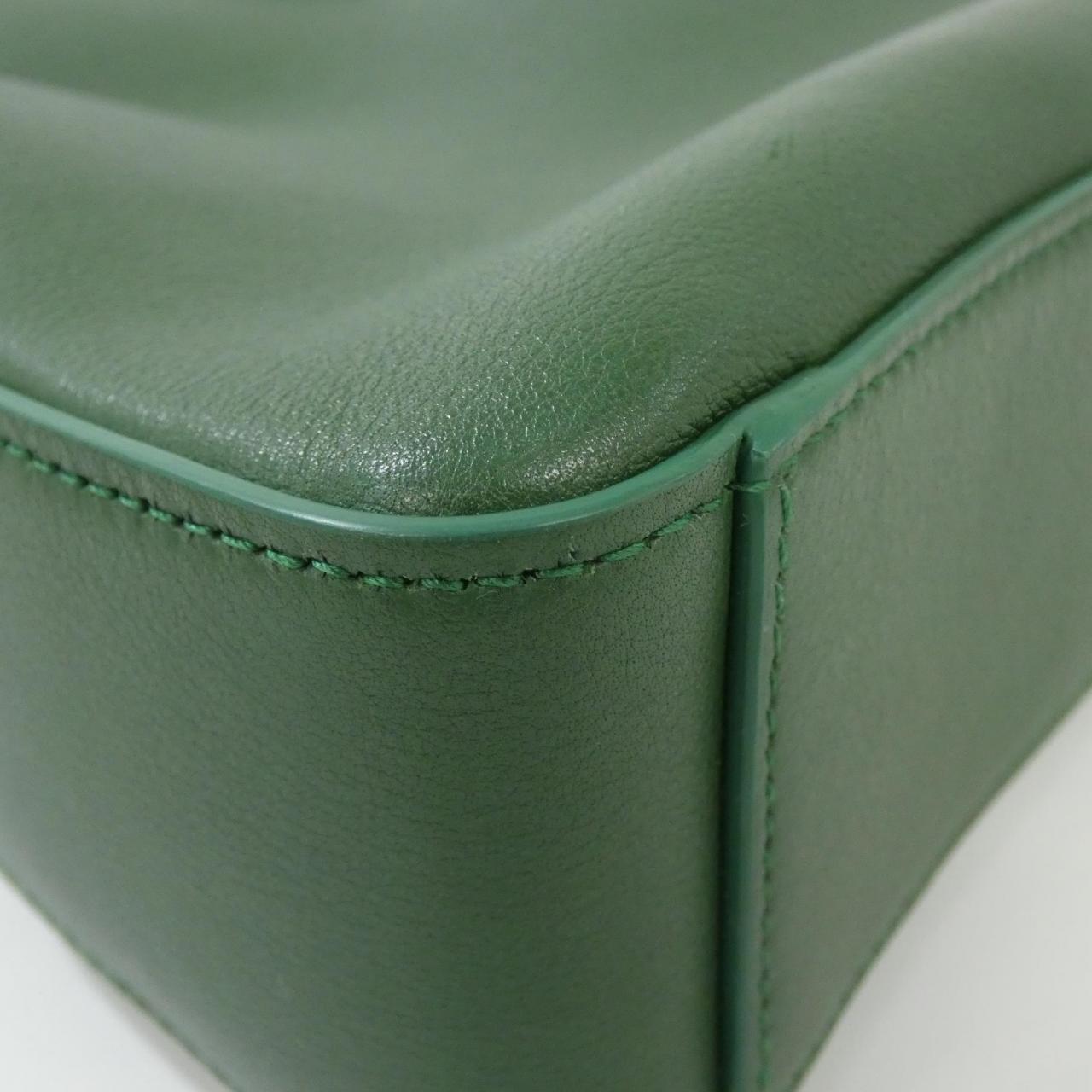 サルヴァトーレフェラガモ 24 1681 バッグ