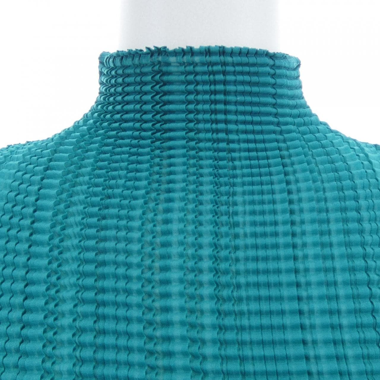 イッセイミヤケ ISSEY MIYAKE IM82FJ402 トップス