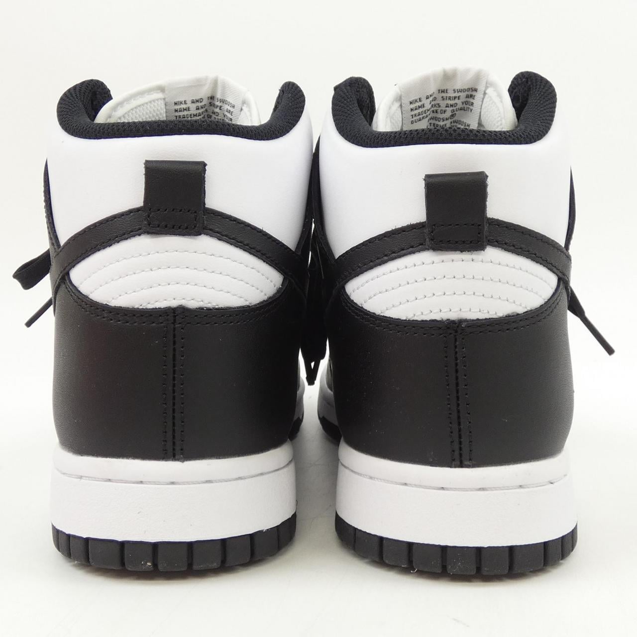 ナイキ NIKE DD1399-105 スニーカー