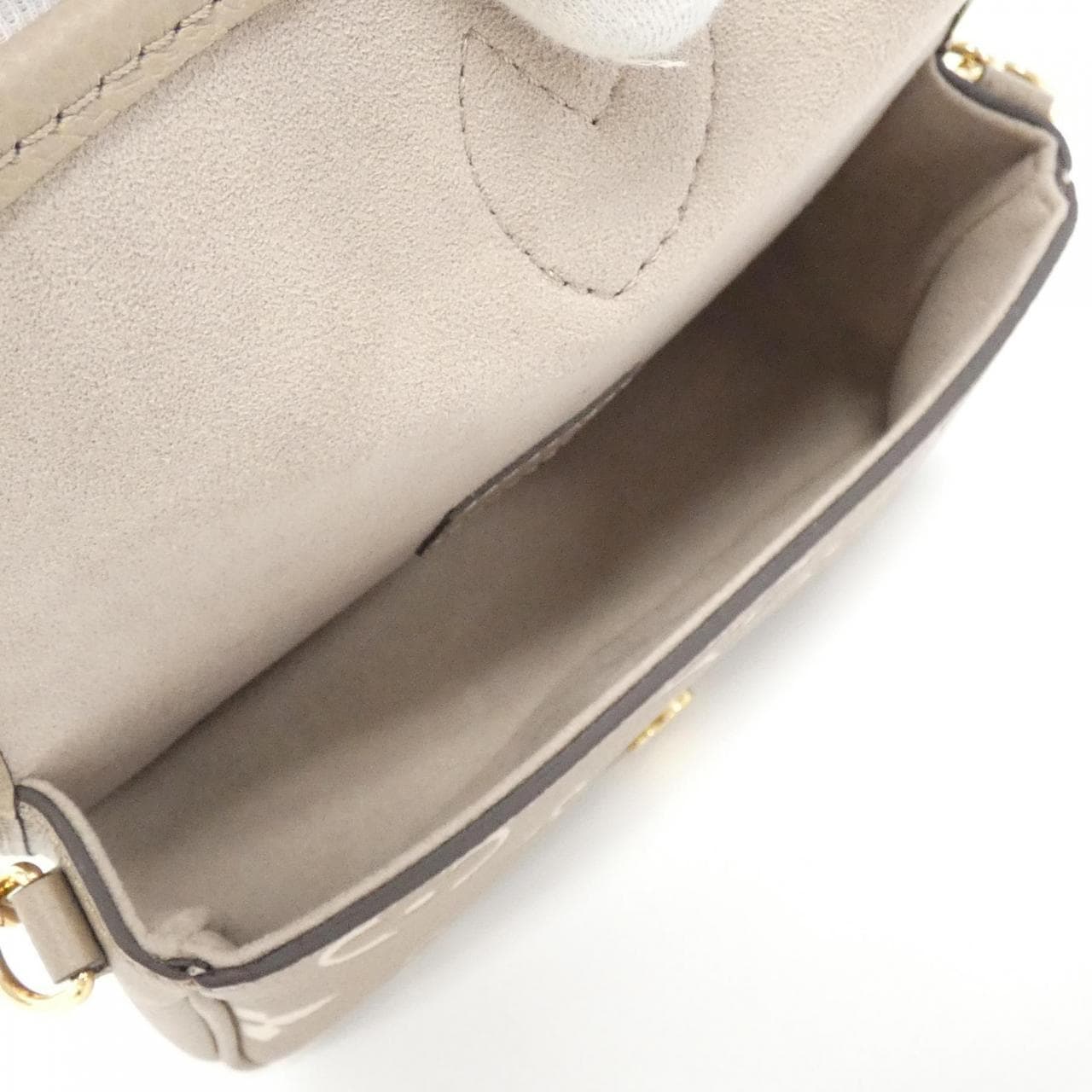 LOUIS VUITTON Bicolor Monogram Empreinte Nano Diane M83300 斜挎包