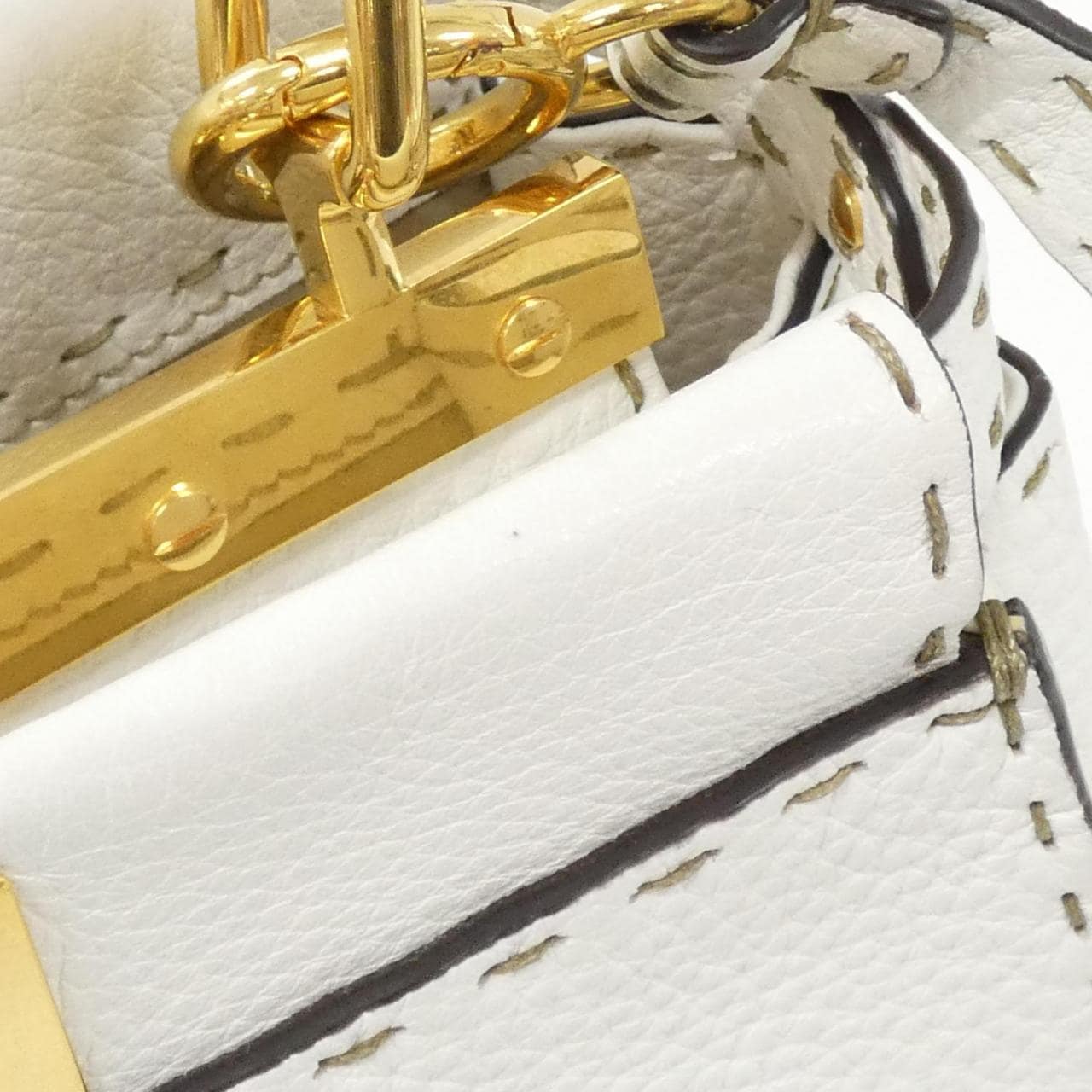FENDI SELLERIA Peekaboo 迷你 8BN244 SFR 包