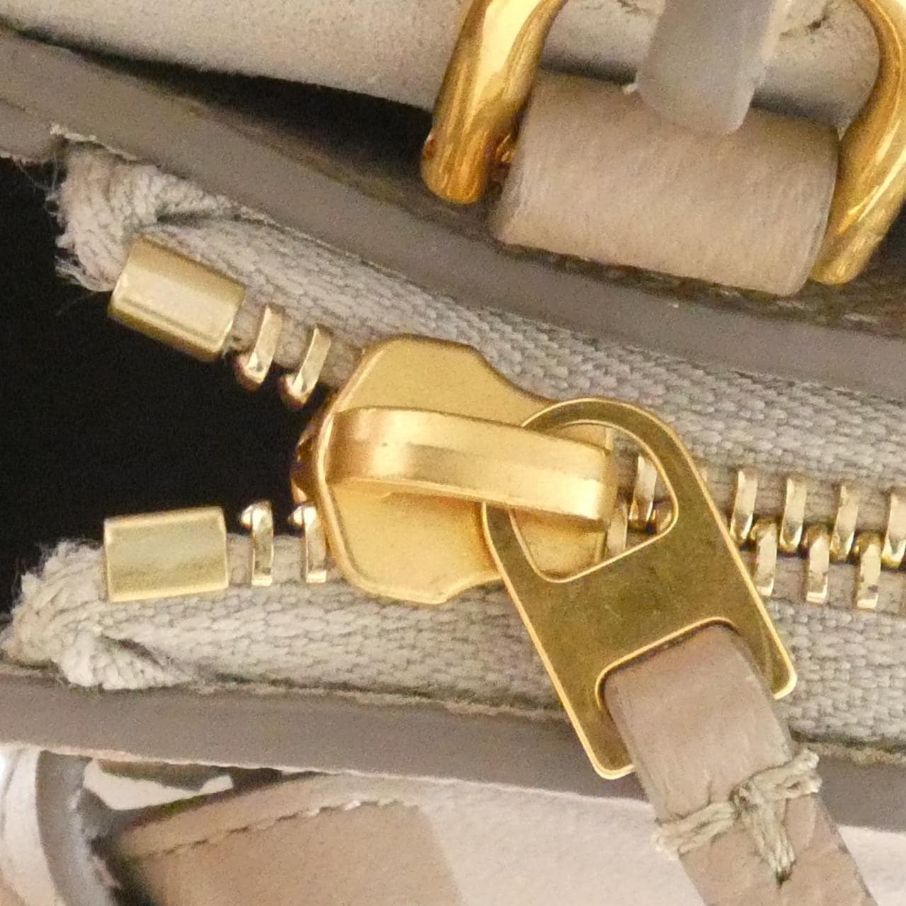 セリーヌ ナノ ベルト 189003ZVA バッグ