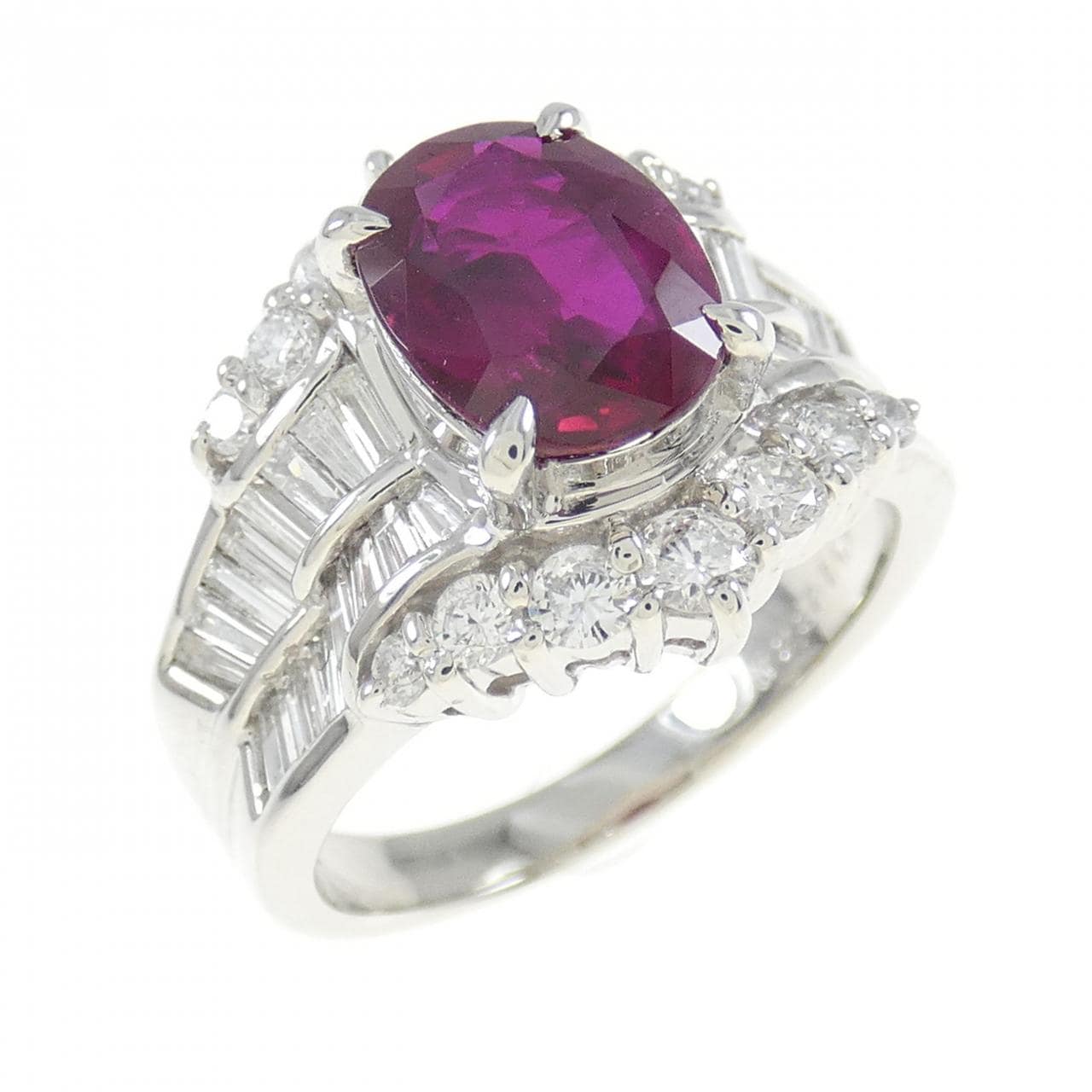 PT Ruby Ring 2.32CT Made in Burma