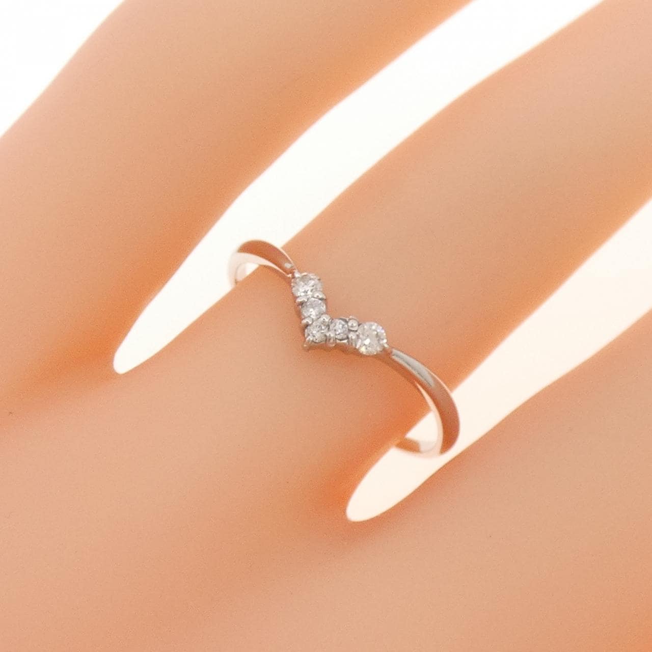 【新品】PT900 ダイヤモンド リング 0.08CT