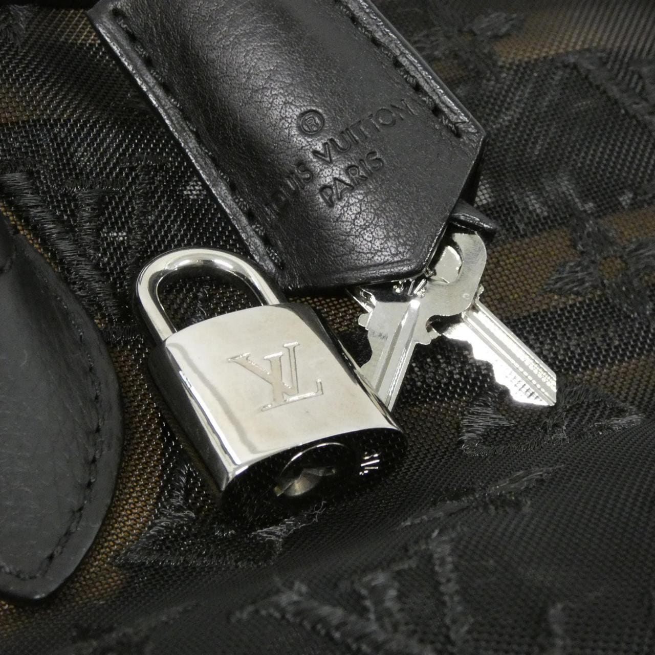 ルイヴィトン モノグラム トランスペアレンス ロックイット M40769 バッグ