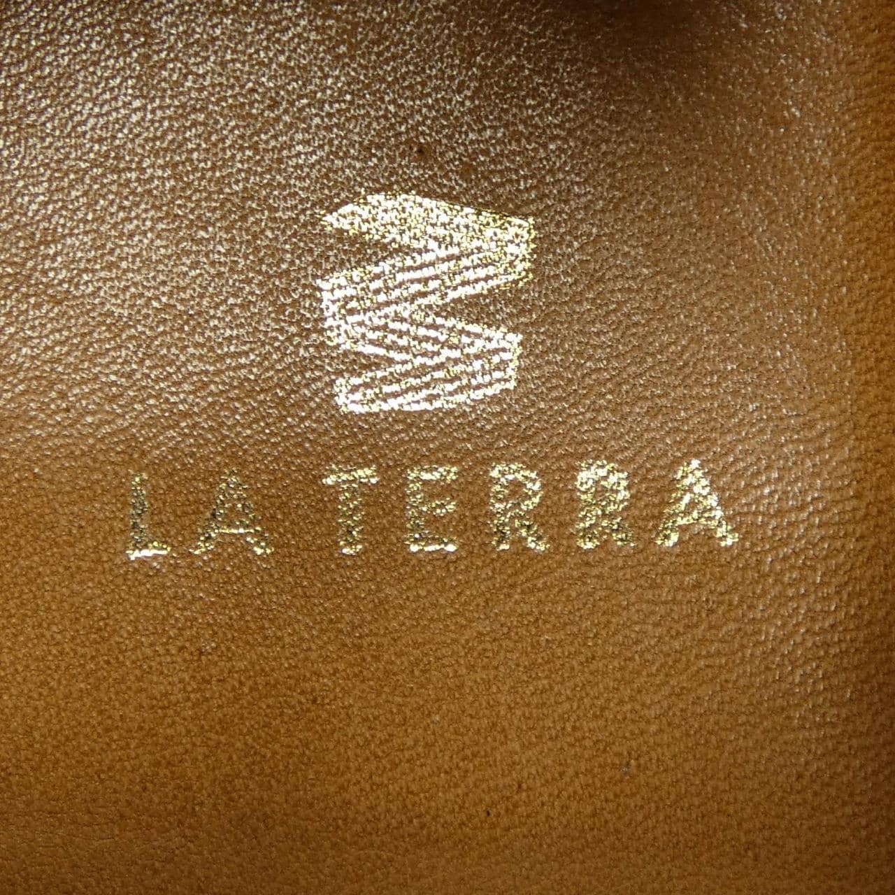 LA TERRA シューズ