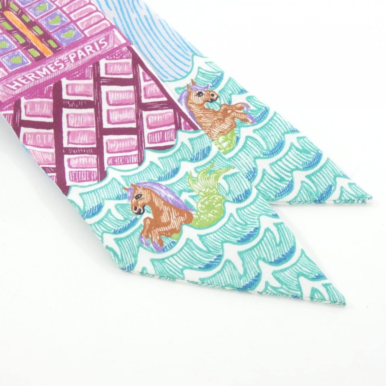 エルメス SUPER SILK QUEST ツイリー 064011S スカーフ