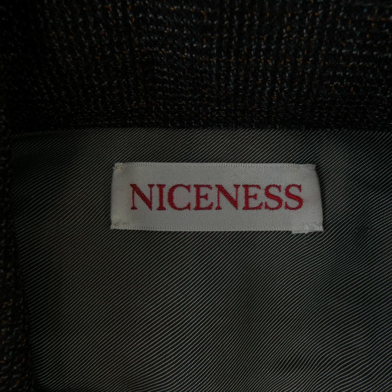 NICENESS襯衫