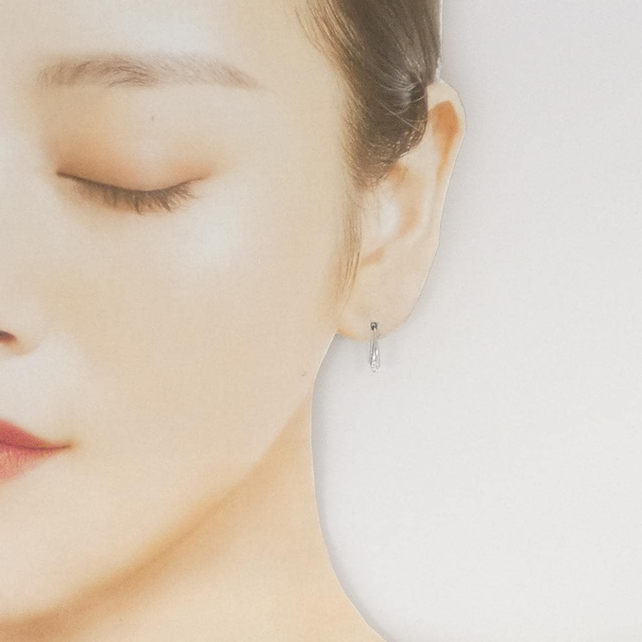 PT900 ダイヤモンド ピアス 0.10CT