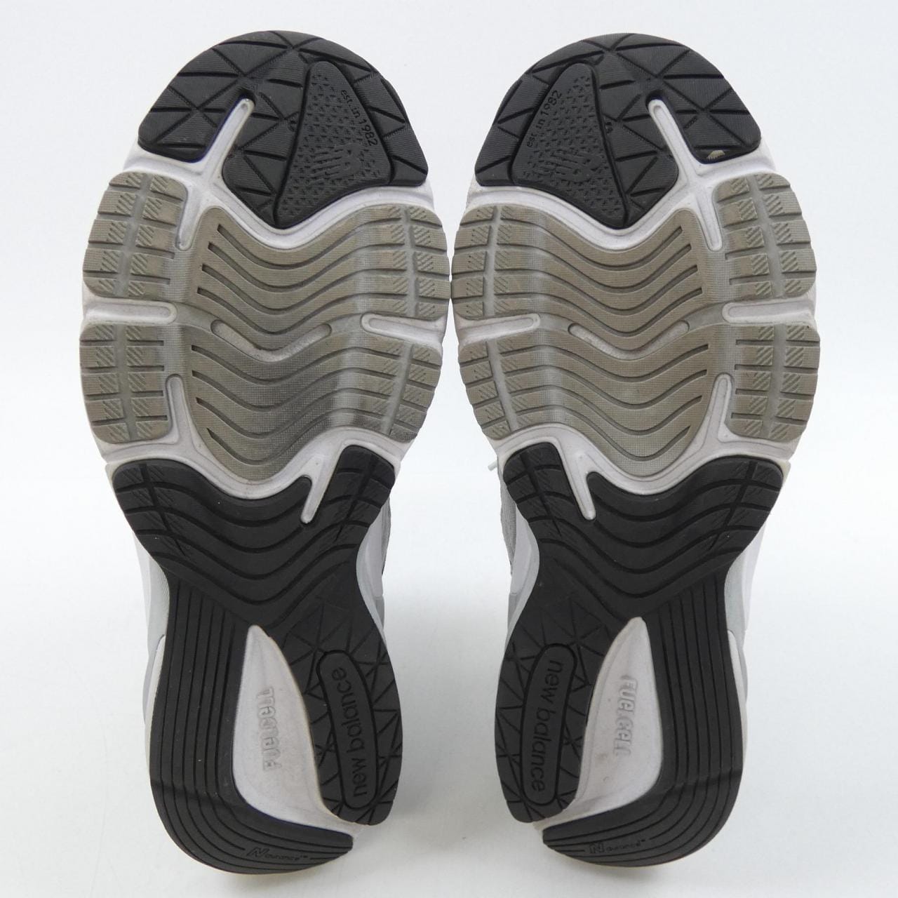 ニューバランス NEW BALANCE スニーカー