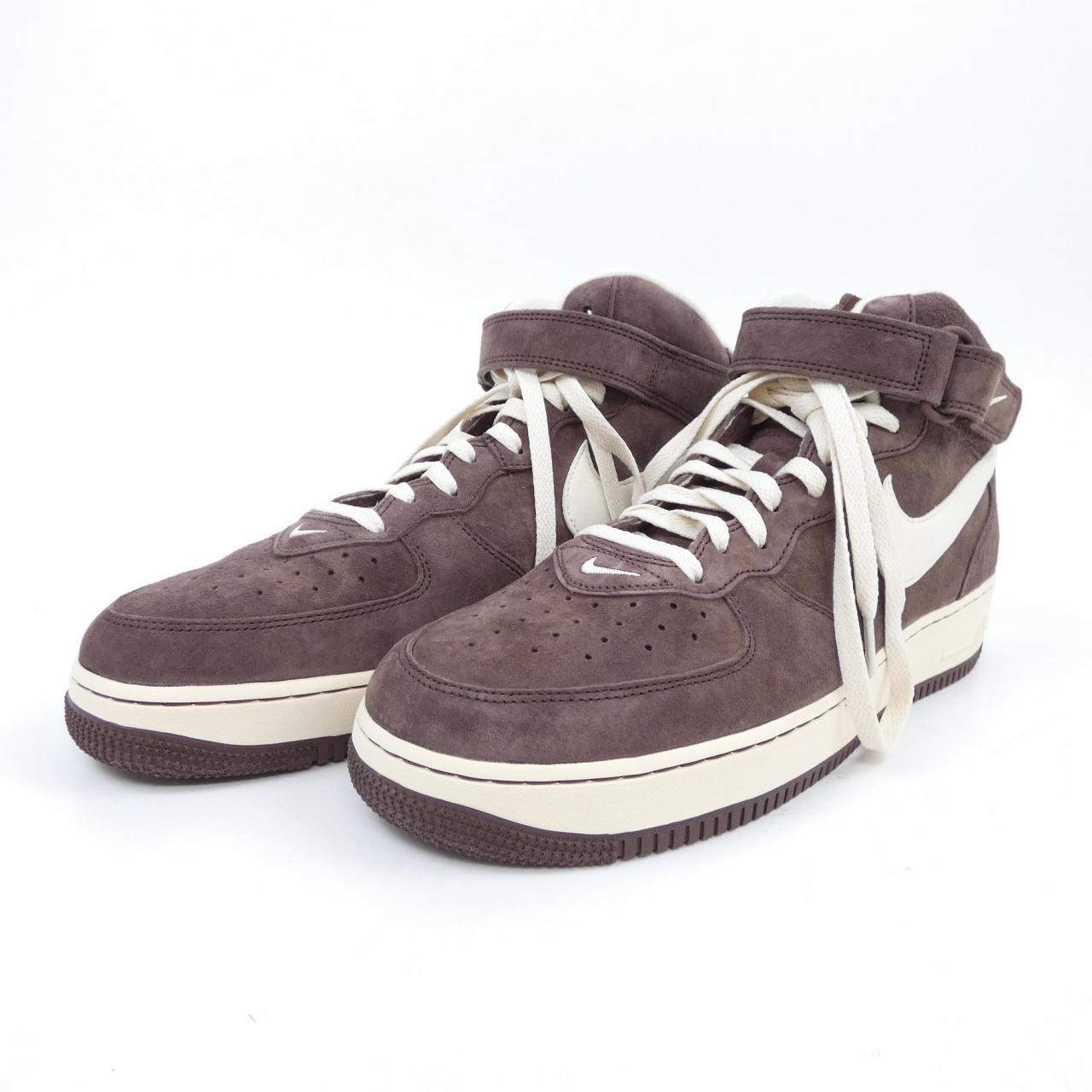 ナイキ NIKE スニーカー