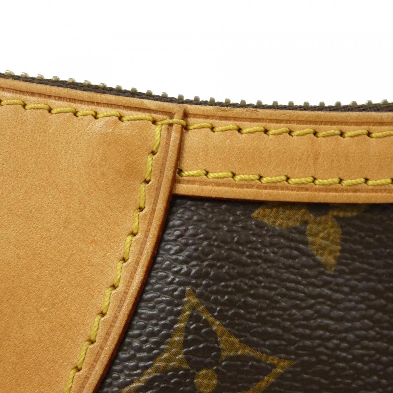 ルイヴィトン モノグラム オデオン PM M56390 ショルダーバッグ