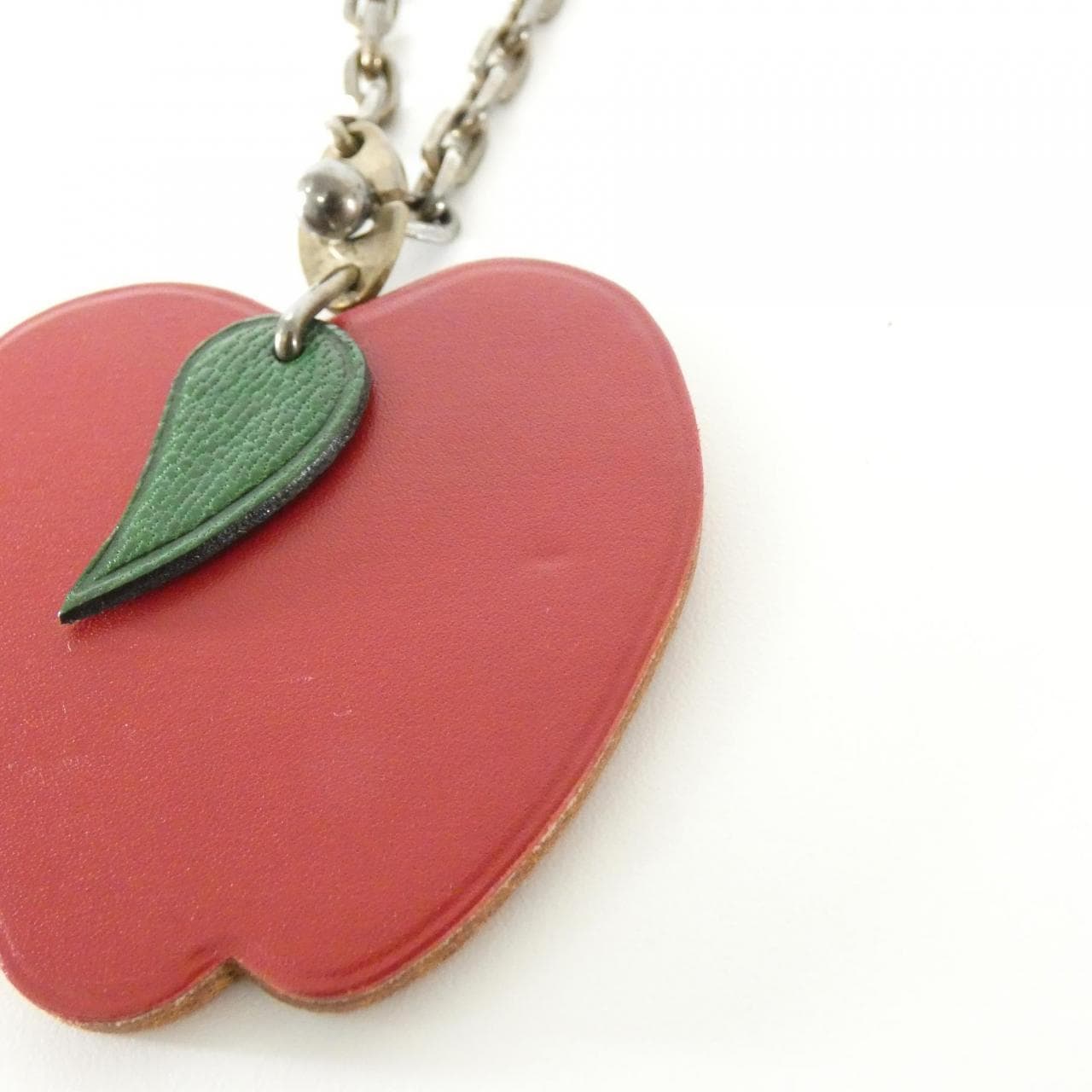 エルメス POMME フルーツ ポルト クレ 027890CA キーホルダー