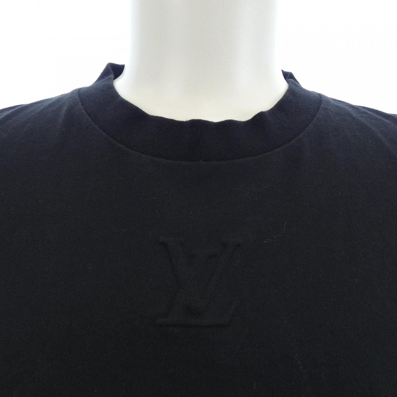 ルイヴィトン LOUIS VUITTON エンボスLVコットンTシャツ HNY55WDT3 Tシャツ
