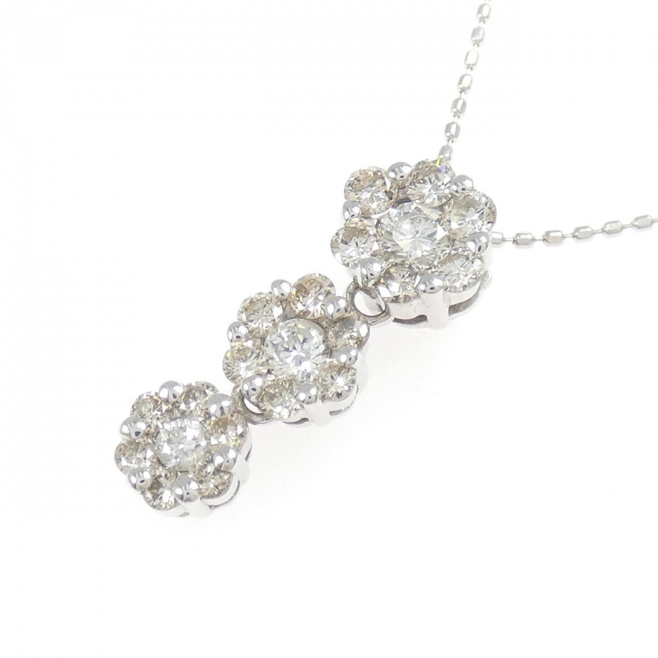 K18WG flower Diamond necklace 1.00CT