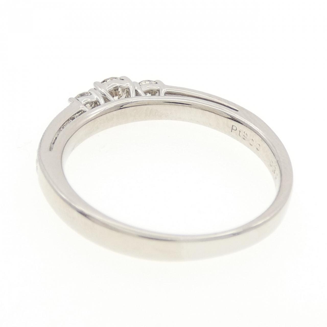 PT900 ダイヤモンド リング 0.30CT