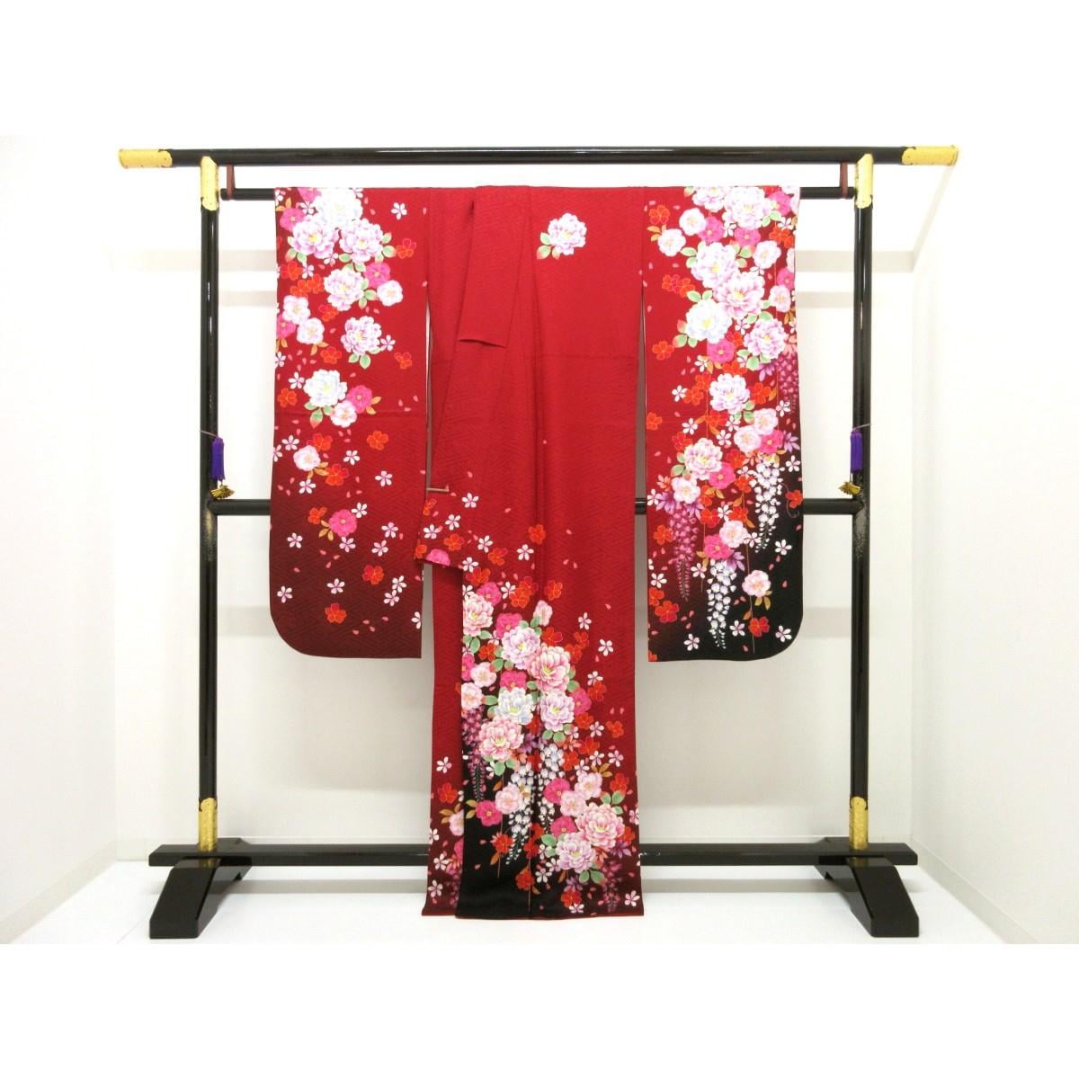 振袖　友禅金彩加工　刺繍入りボカシ染