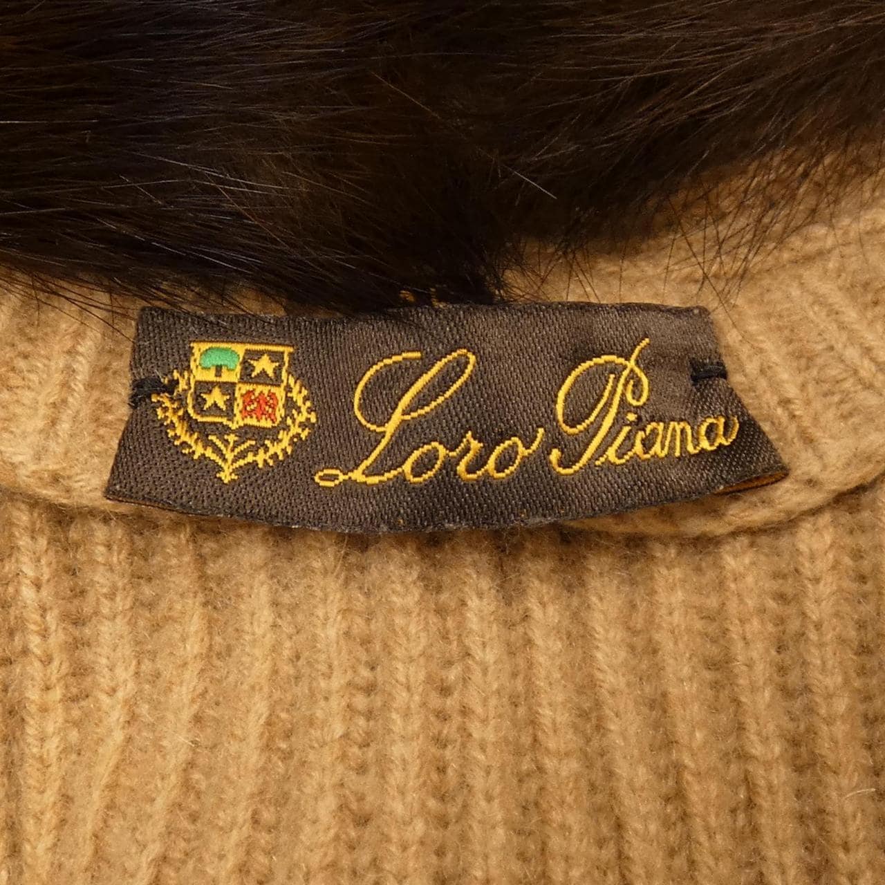 Loro Piana诺罗皮亚纳开衫