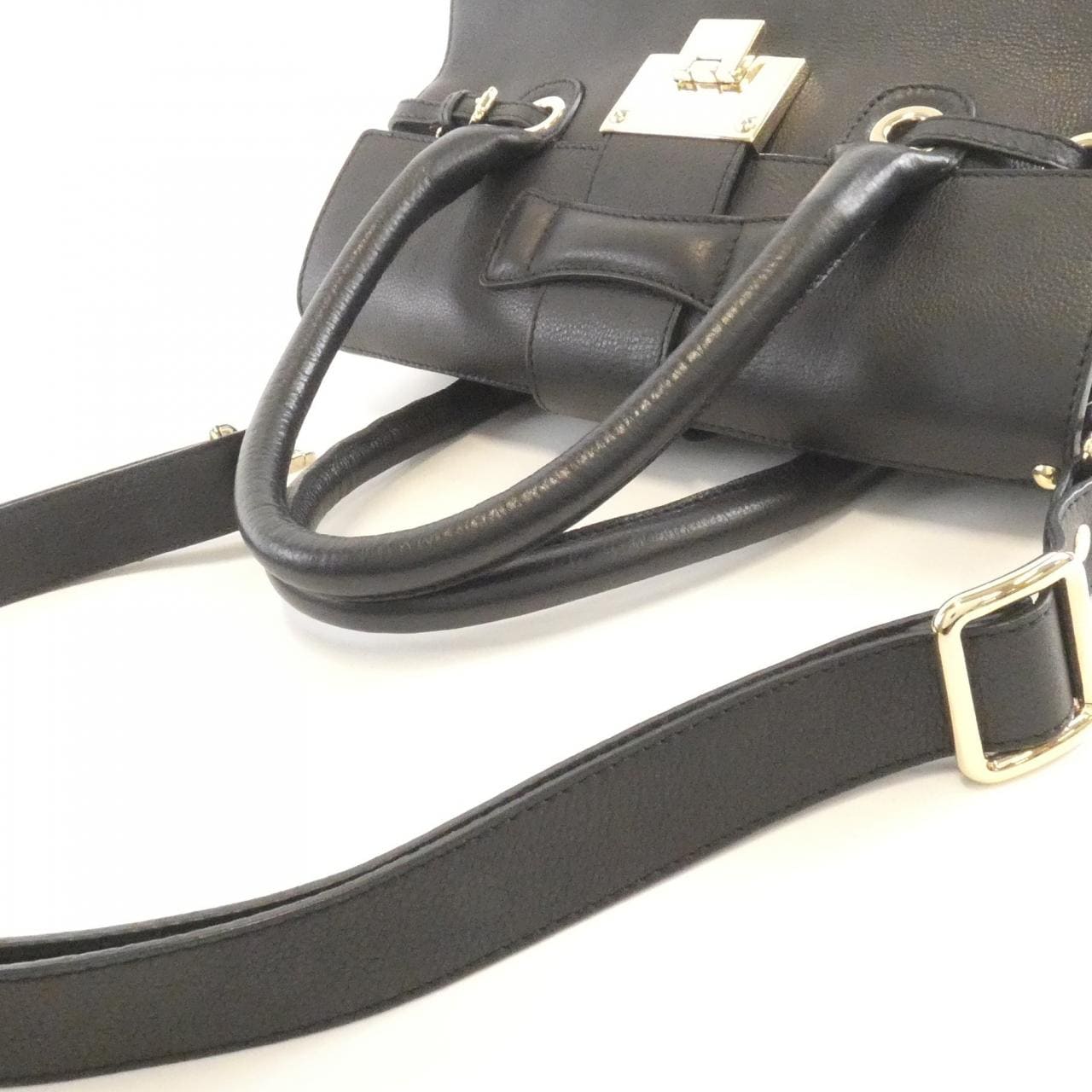 ジミーチュウ バッグ