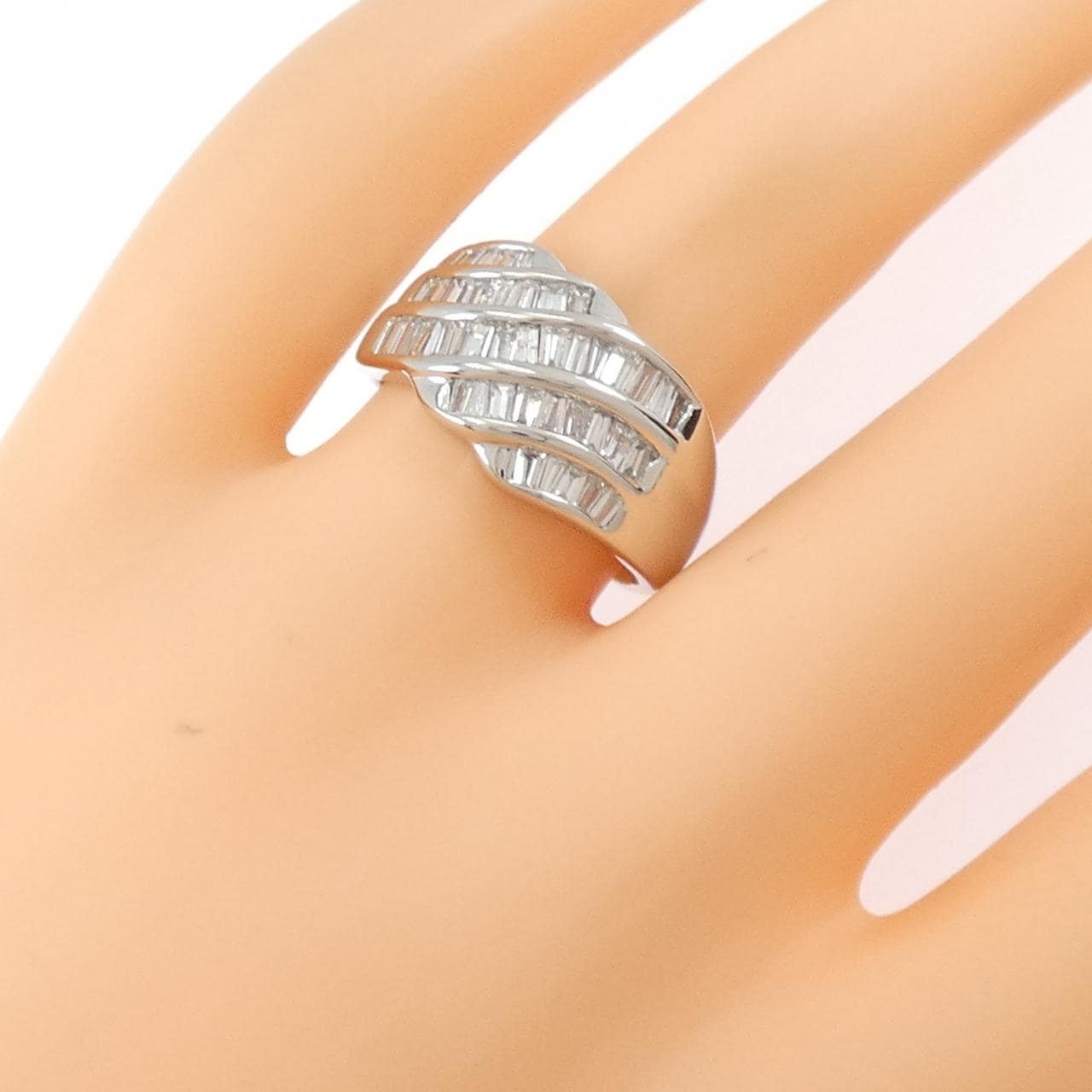 PT850 ダイヤモンド リング 1.00CT