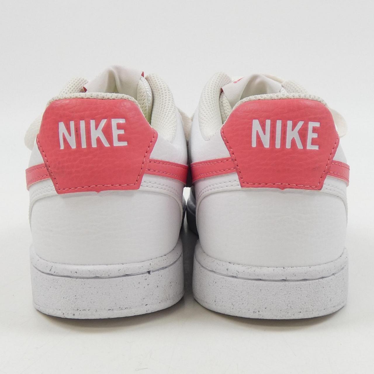 ナイキ NIKE スニーカー