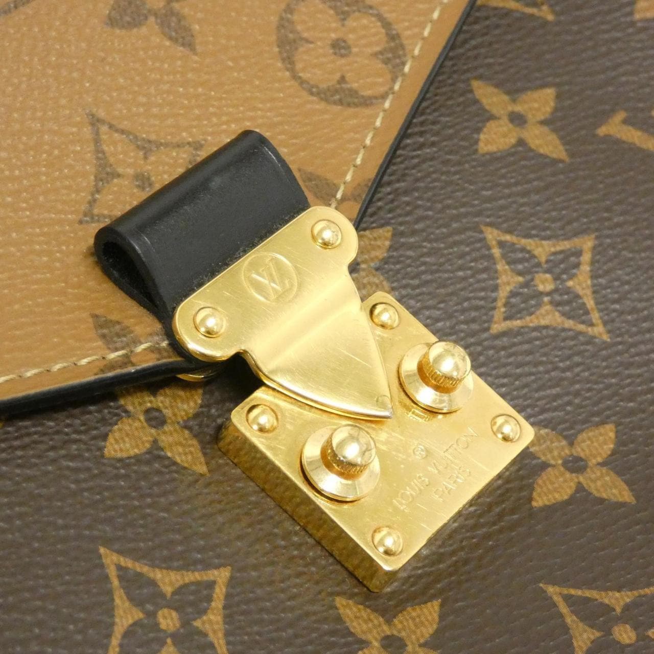 LOUIS VUITTON Monogram Reverse Pochette Metis MM M44876 Bag