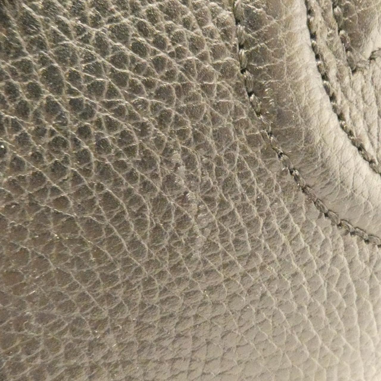 グッチ ソーホー 607722 CAO0G バッグ