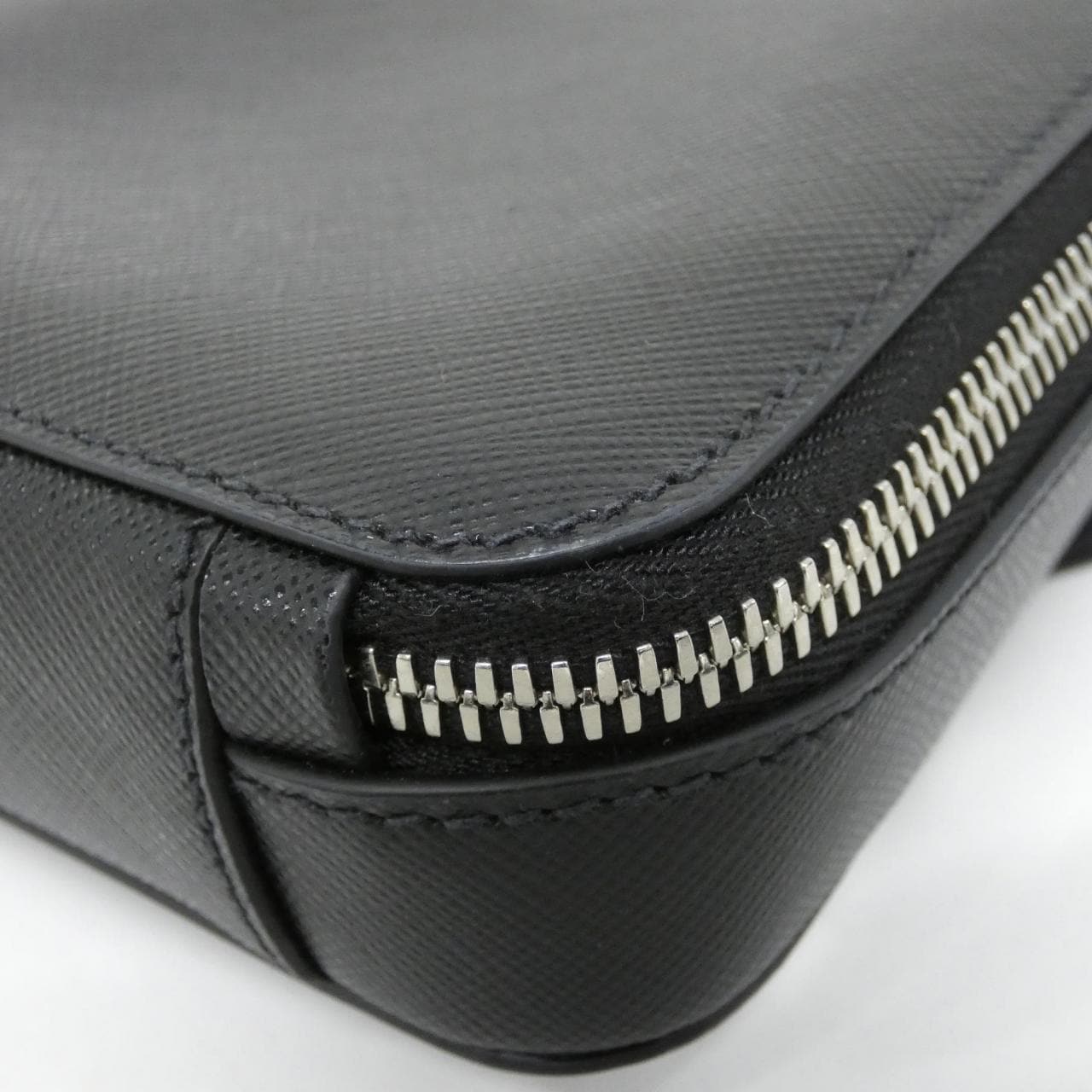 プラダ 2VZ106 ボディバッグ