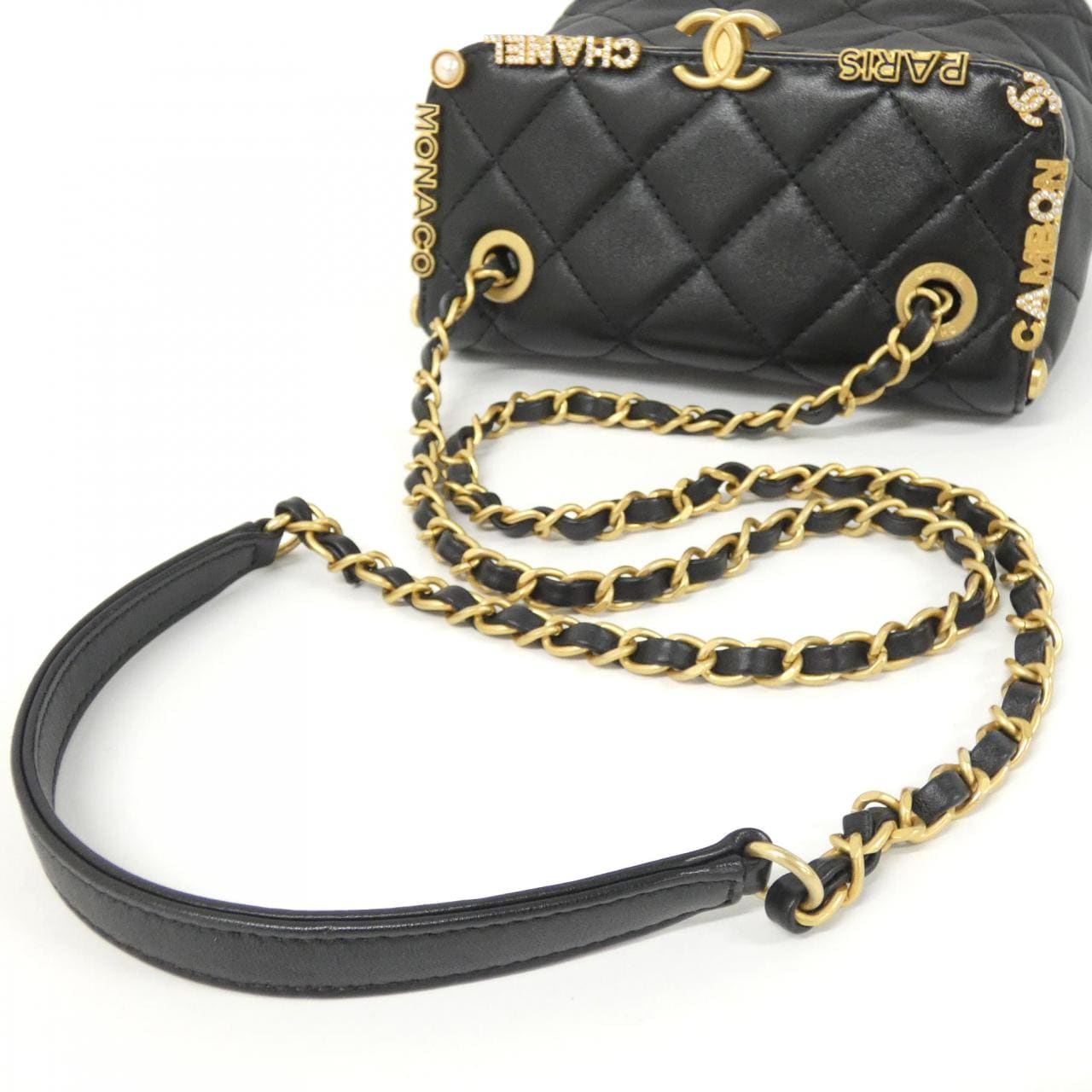 CHANEL AS3732 单肩包