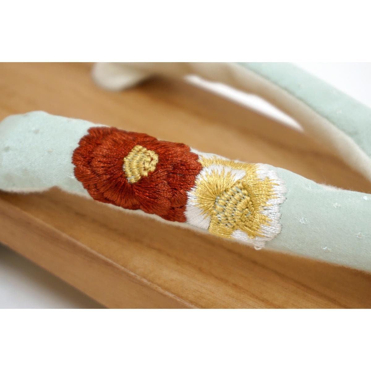 【新品】女下駄　牡丹　Ｍサイズ