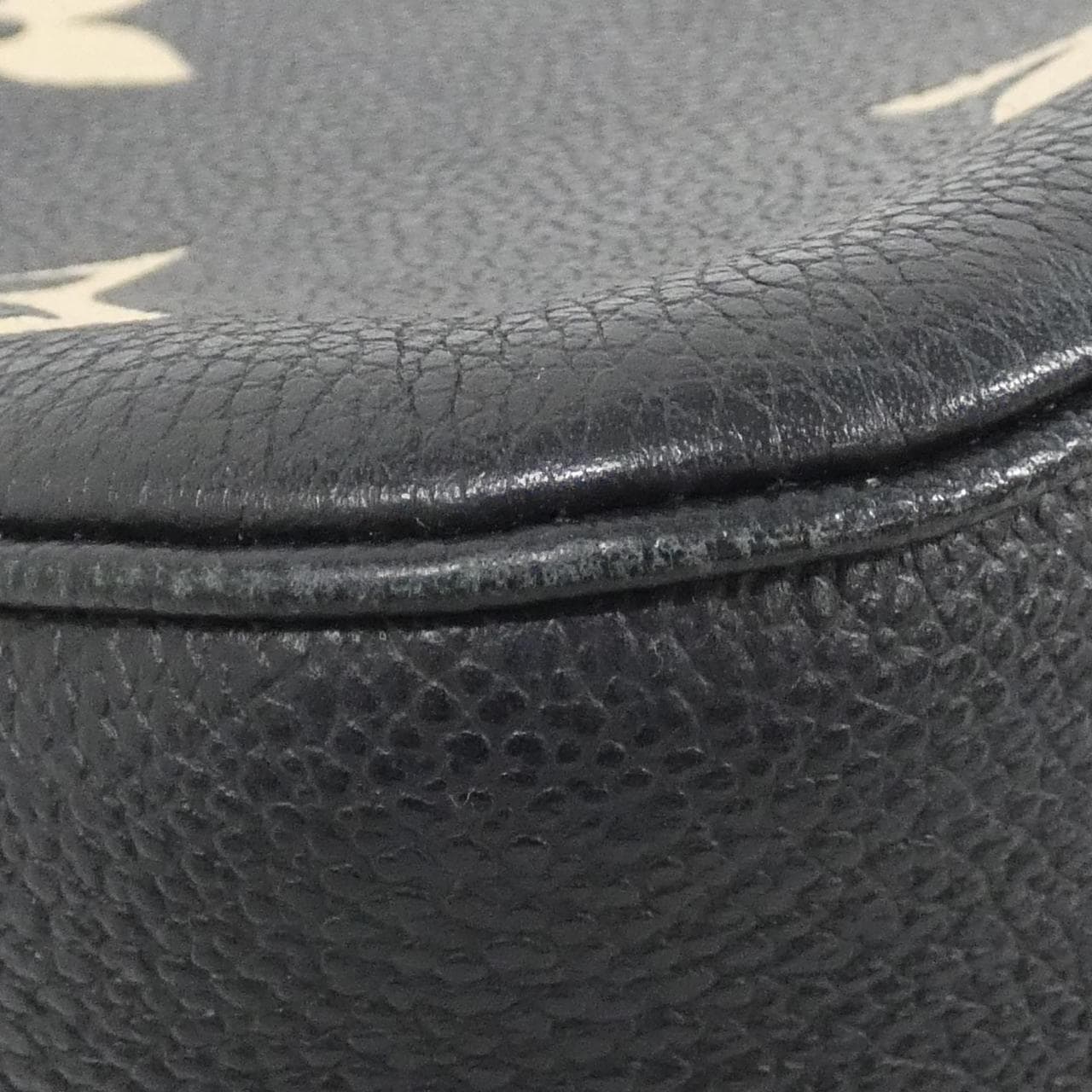 ルイヴィトン バイカラー モノグラム アンプラント ミュルティ ポシェット アクセソワール M45777 ショルダーバッグ