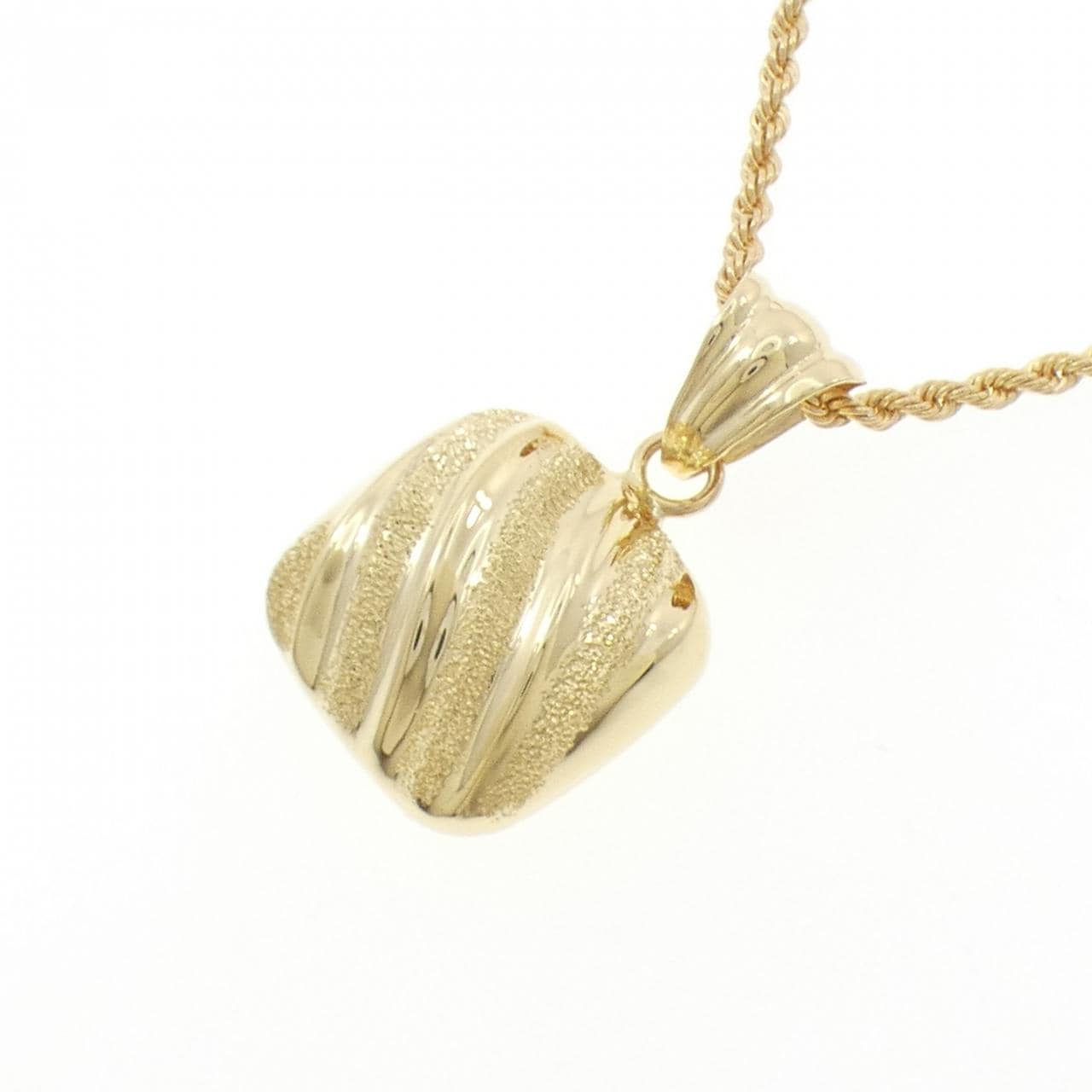 ウノアエレ 750YG ネックレス